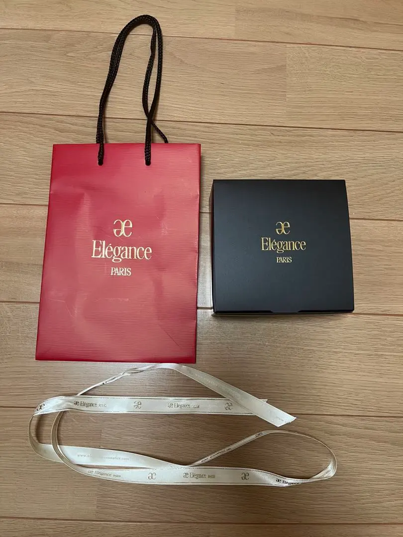 Thumbnail of Elegance Paris Gift Box, Paper Bag, Wrapping