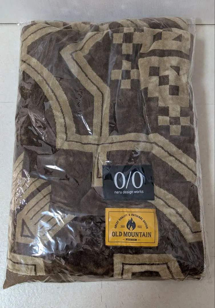 【新品未使用】OLDMAUNTAIN KAKEMONO neru ver.チョコ 美品】KAKEMONO vintage neru ver.チョコ
