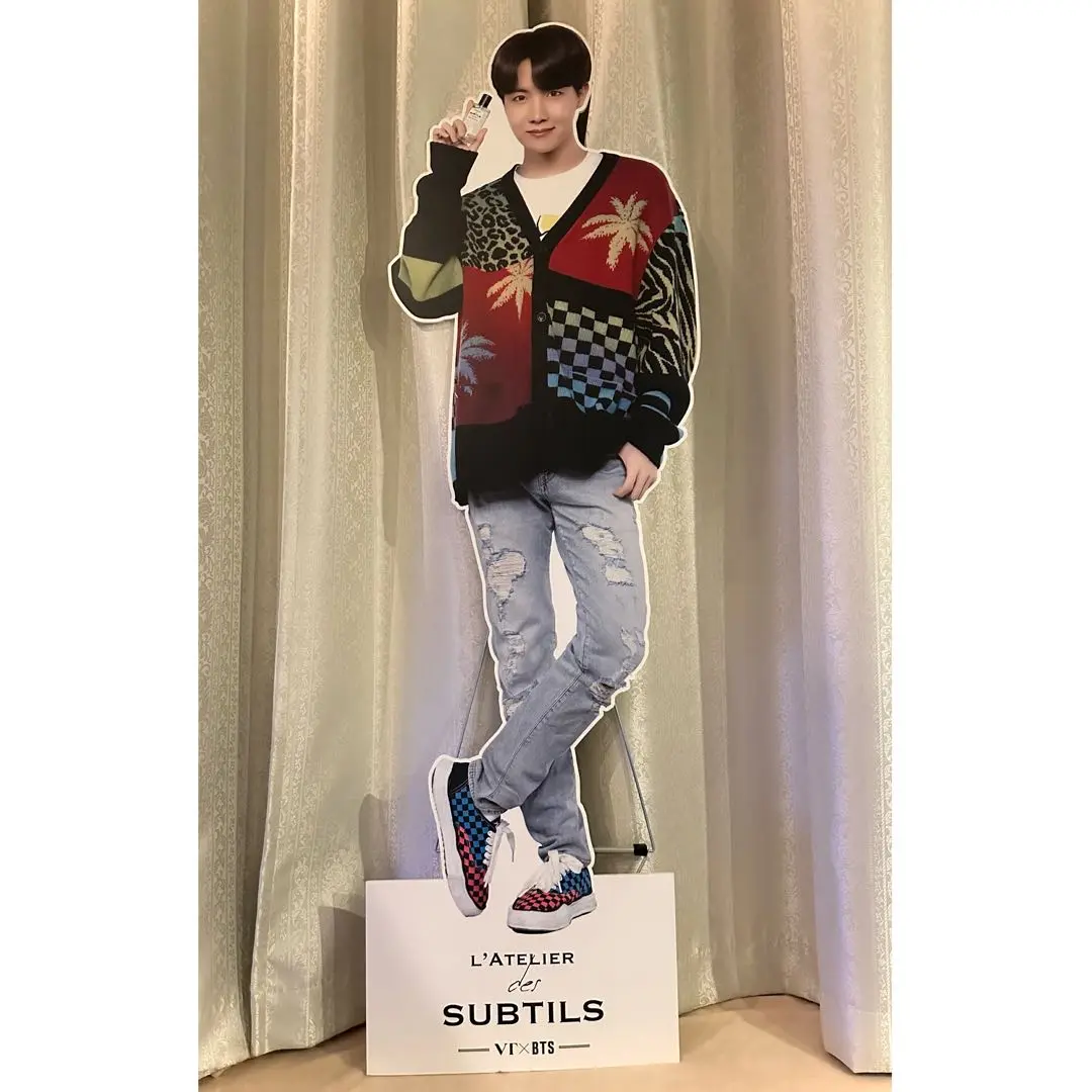 2025年最新】bts 等身大パネルの人気アイテム - メルカリ