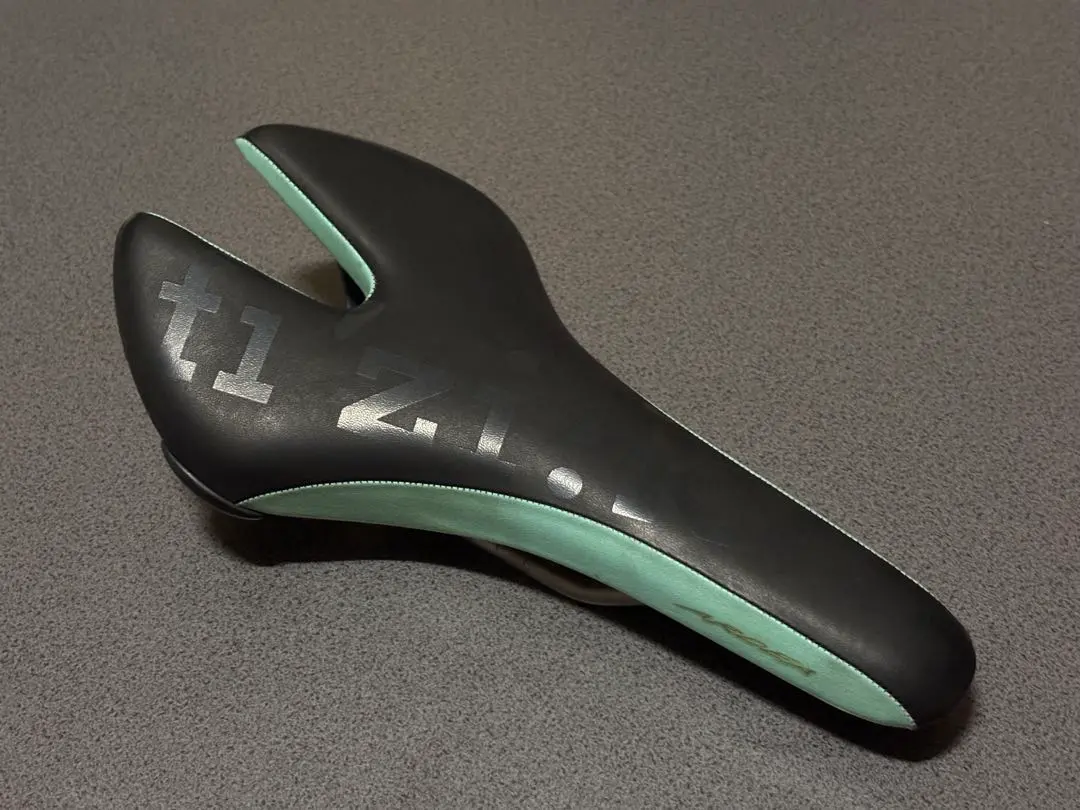 2025年最新】FIZIK ARDEAの人気アイテム - メルカリ