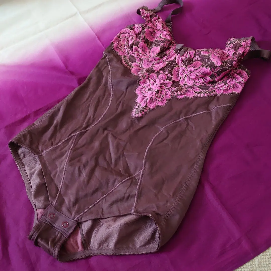 素人熟女スキャンティー画像