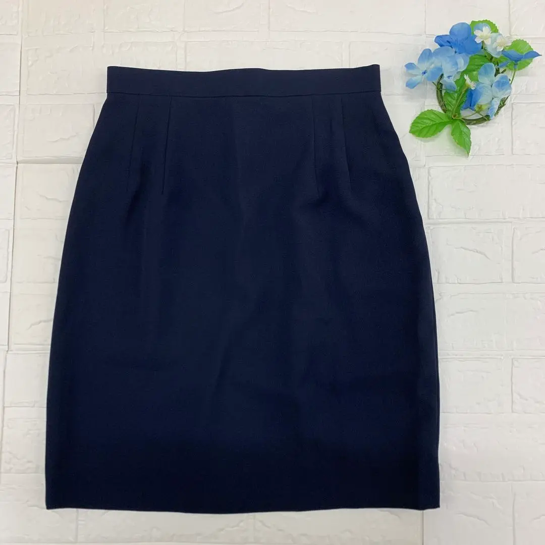 Thumbnail of Knee-length skirt, business, business casual, office, navy, beautiful condition, simple