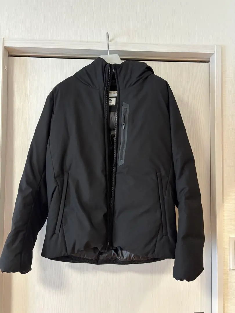 BEAUTY&YOUTH 小松精練 黑色羽絨外套 的縮圖