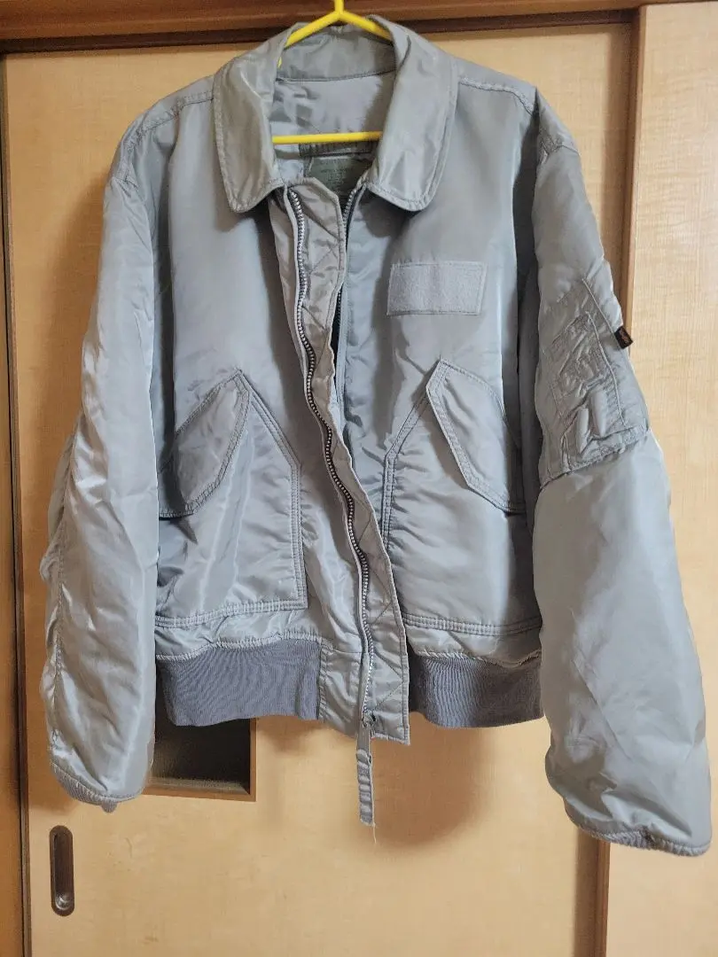 alpha 80s 90s ma1 グレー　シルバー　初期タグ　アメリカ製 90s ALPHA USA製 MA1 シルバーグレー XL ¥8400 XS ¥6300 人気の