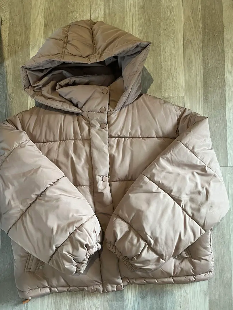 Thumbnail of Down coat