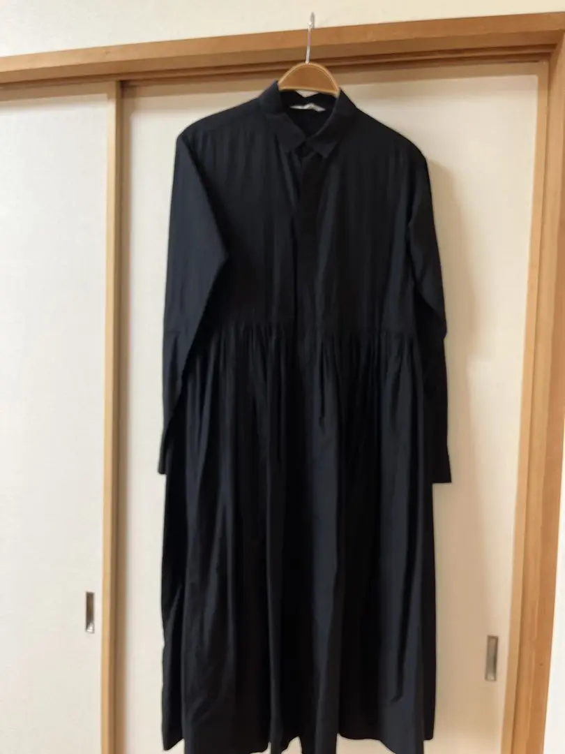 toujours トゥジュー　黒のシャツワンピース 長袖 TOUJOURS ギャザー ドレス Fine Yarn High Count Cotton Cloth