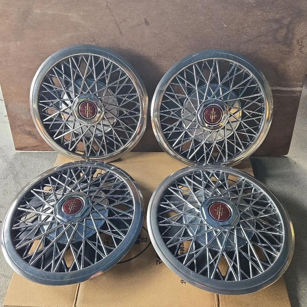 TLV Y30 グロリア V30 改　ワイヤーホイール Y30セドリック＆グロリアにはワイヤーホイールが似合う | ossanauto