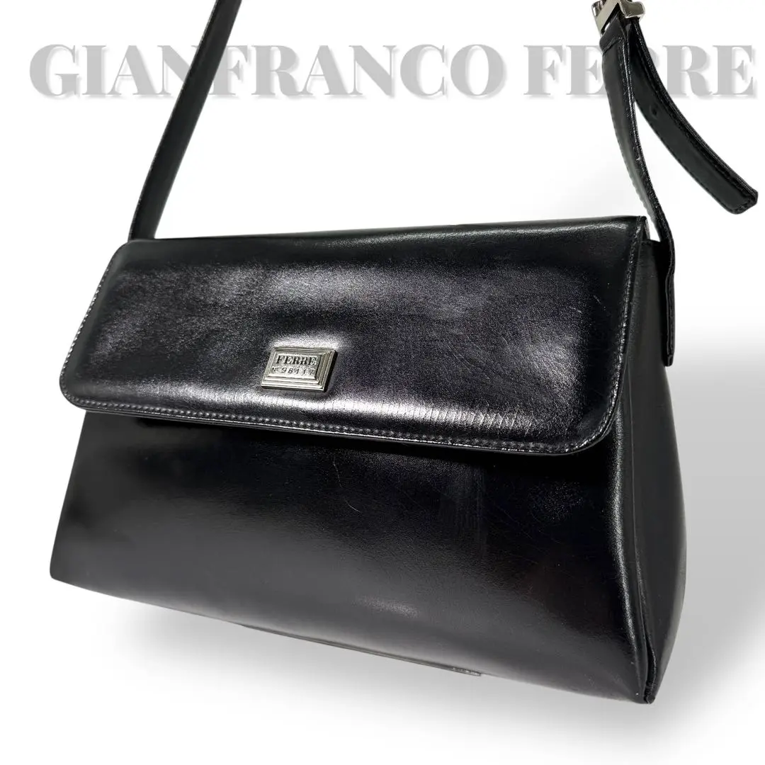 価格20万円●GIANFRANCO FERRE ショルダーバッグ 本革イタリア製 価格20万円○GIANFRANCO FERRE ショルダーバッグ 本革イタリア製