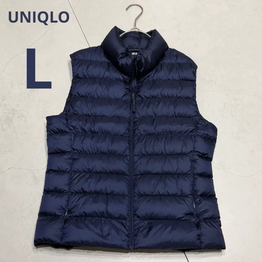 Thumbnail of Classic UNIQLO Navy Ultra Light Down, Size L