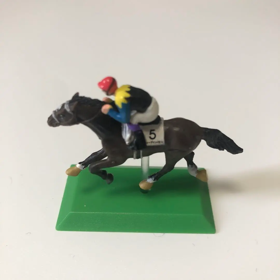競馬　ファギュア　サントリーボス　栄光の名馬コレクション 16個 セット サントリーコーヒー ボス 栄光の名馬コレクション ｜ 食玩