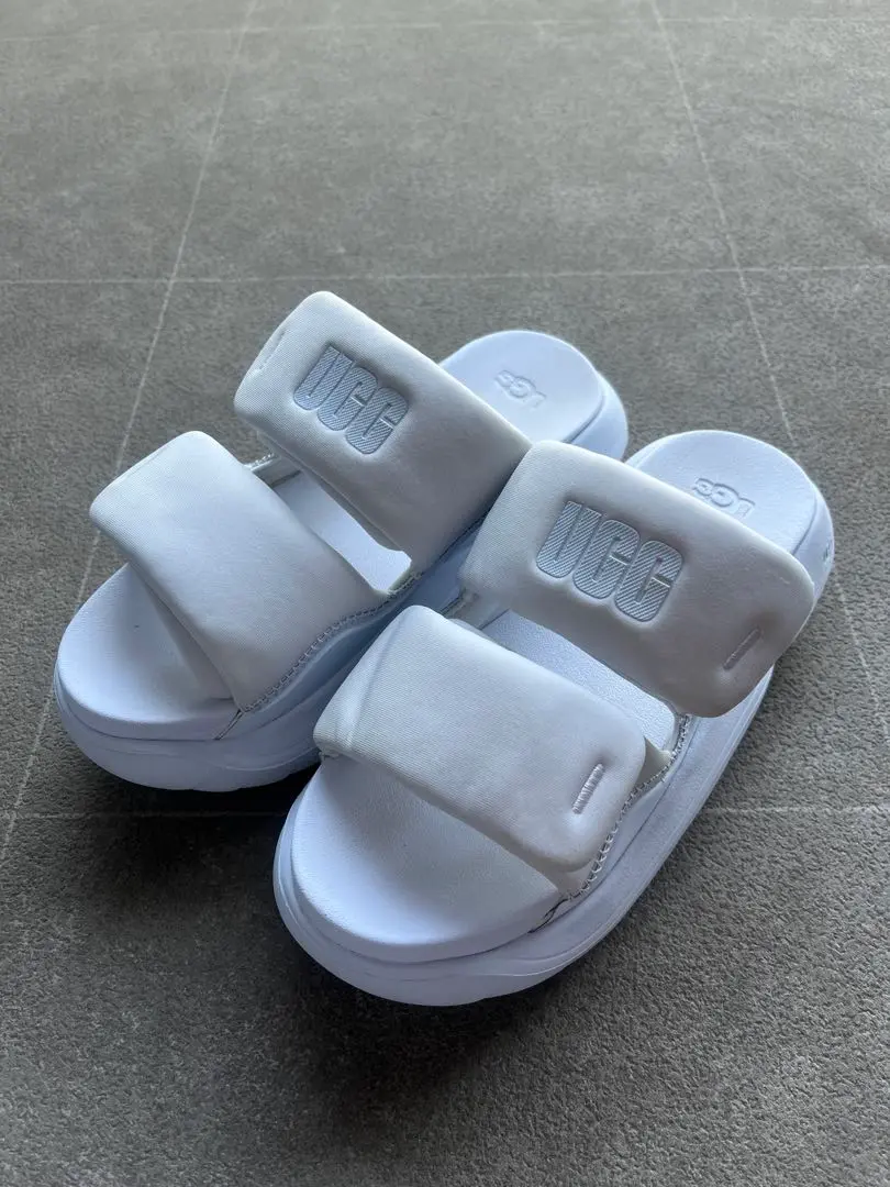 \完売品/ 【UGG】 LA ALTO STITCH BLACK 24cm UGG BLACK LA ALTO STITCH SLIDE PLATFORM SNEAKER SANDALS