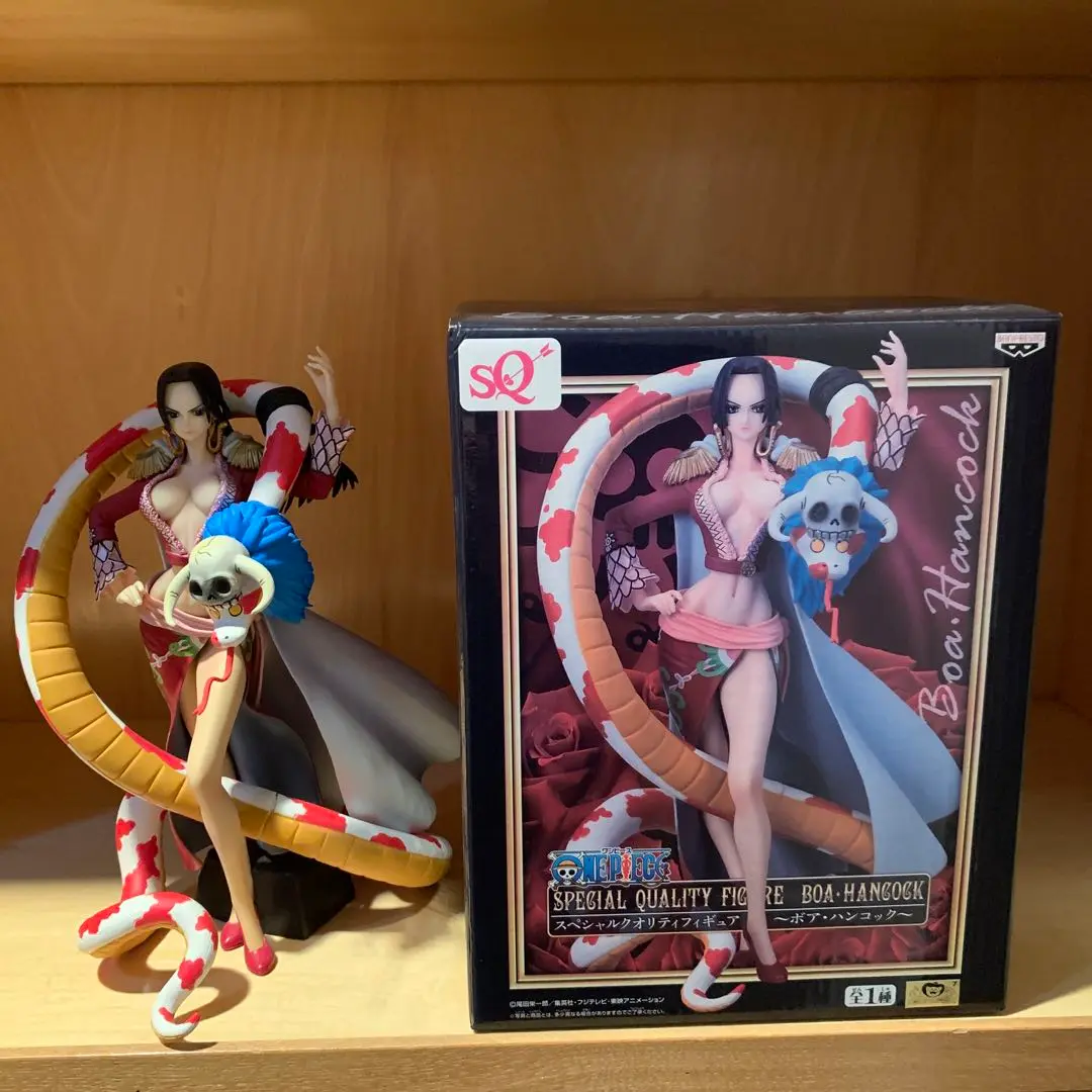 ワンピース　フィギュア　まとめ売り　SQフィギュア　ボアハンコック　シャンクス Amazon.co.jp: ONE PIECE ワンピース SQ スペシャルクオリティ