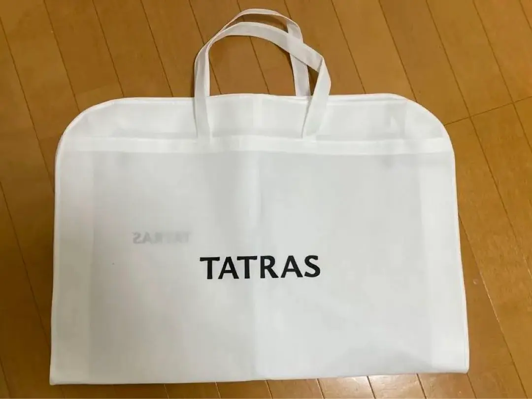 2025年最新】TATRAS ガーメントバッグの人気アイテム - メルカリ
