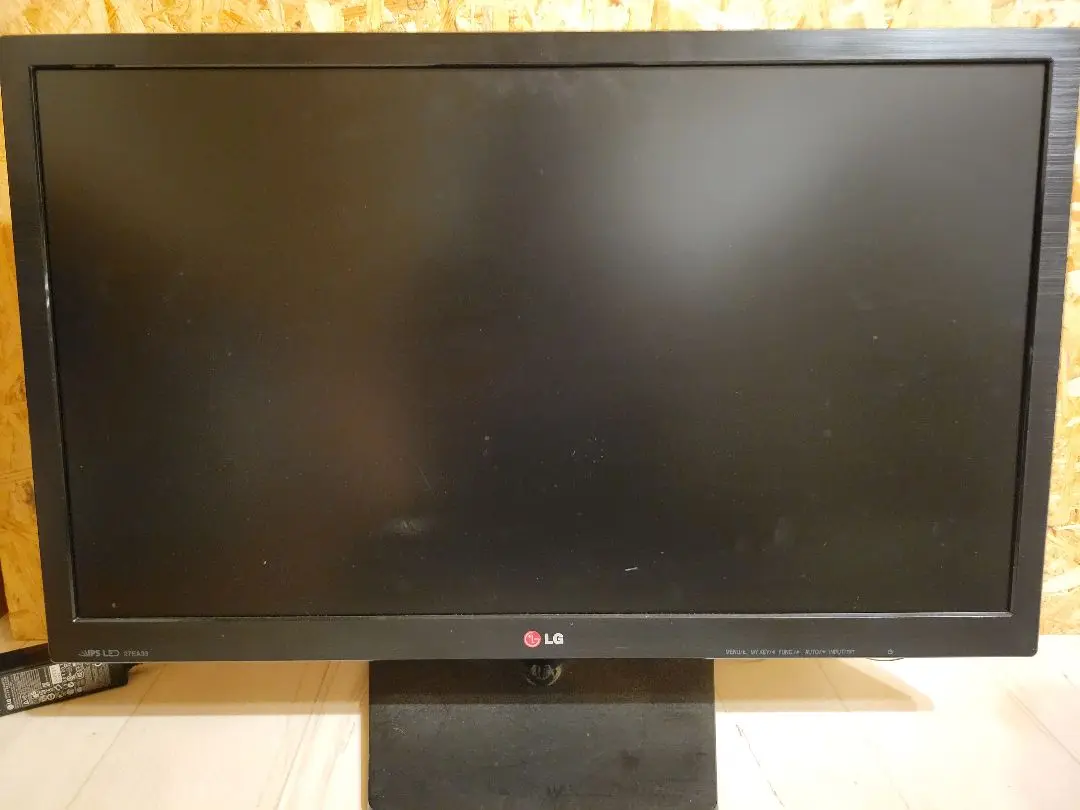 【美品・箱付】液晶モニター LG 27EA33 27インチワイド HDMI線付き Amazon.co.jp: LG 27インチ フルHD(1920×1080)+AH-IPS液晶+LED