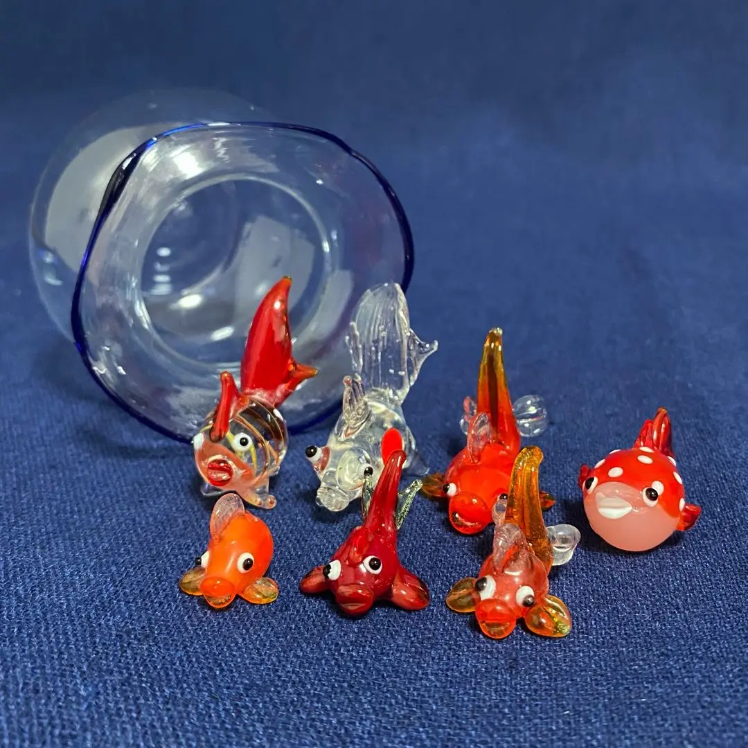 ヴィンテージ ガラスのオブジェ ボトル メダカ鉢 金魚鉢 硝子瓶 レトロ 置物 昭和レトロ 金魚鉢 三つ足 メダカ鉢 ガラス製 工芸硝子