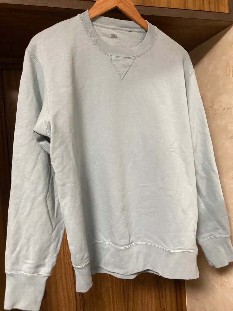 Thumbnail of Uniqlo Sweatshirt
