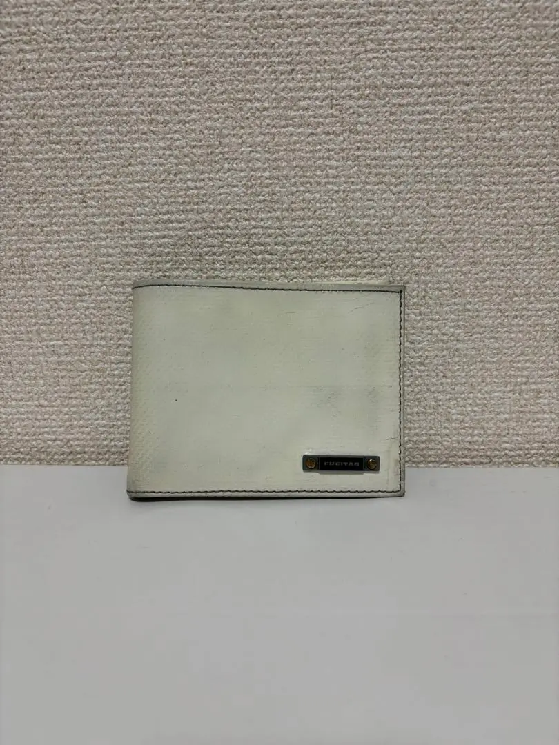 FREITAG / R517（reference）フライターグ(アイボリー) FREITAG JAPAN | F700 ARROW 元エアバッグの、スモール