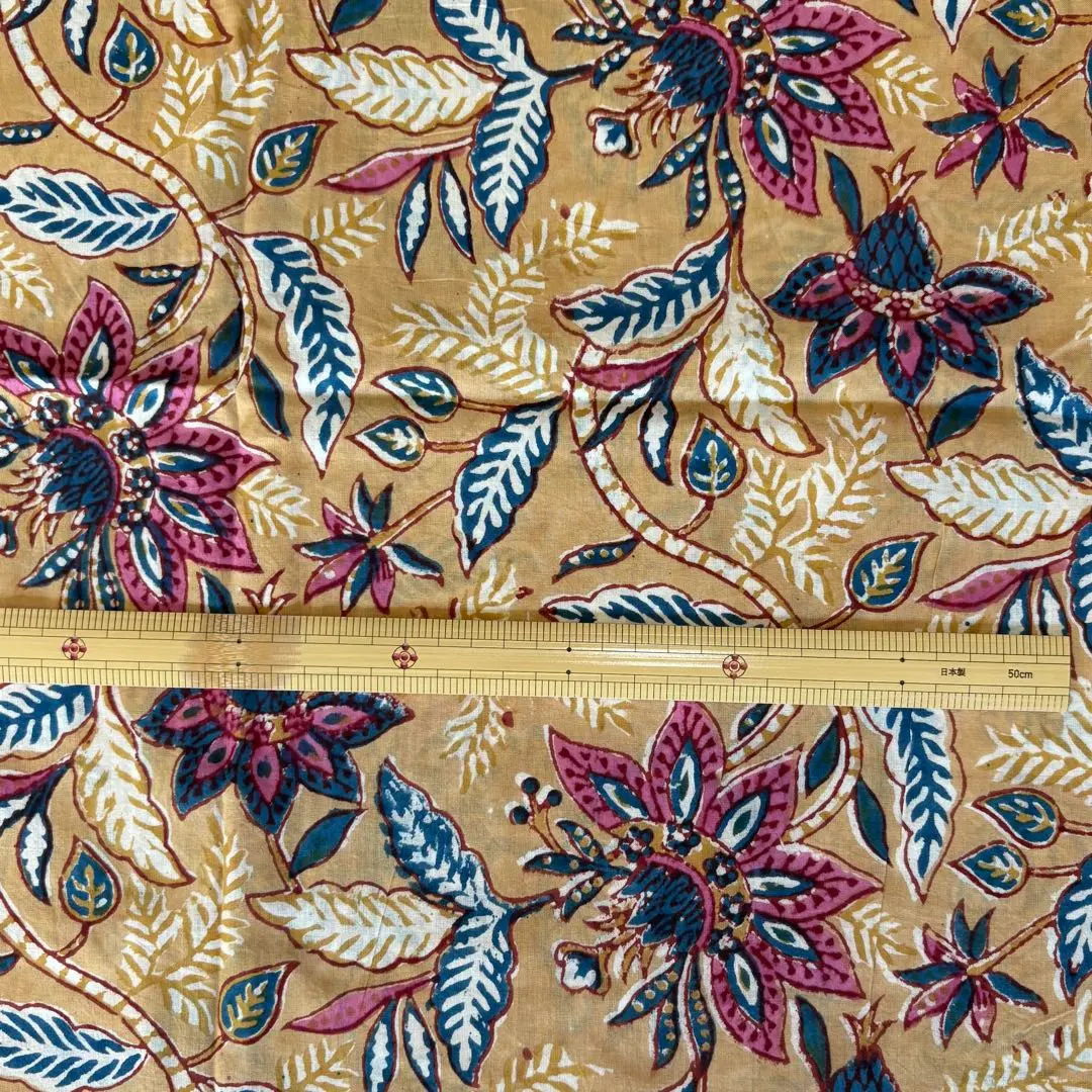 Thumbnail of Hand block print fabric (Sanganer) Indian cotton 100% 100cm floral pattern