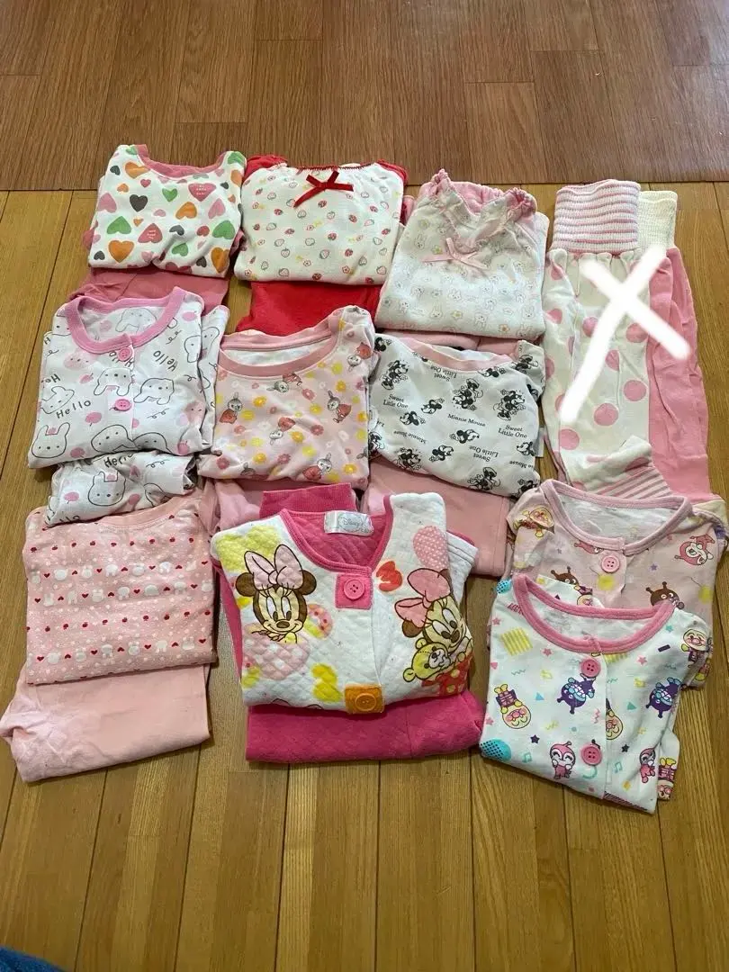 女童80碼睡衣套裝 的縮圖