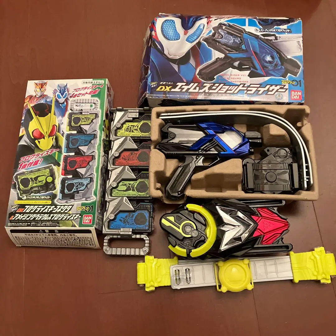 新品未開封DXエイムズなりきりセット Amazon | 仮面ライダーゼロワン DXエイムズなりきりセット