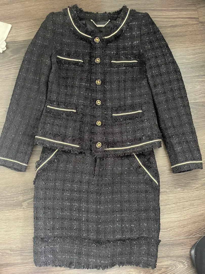 Thumbnail of Joyas Tweed Lame Set-up Suit Ceremony