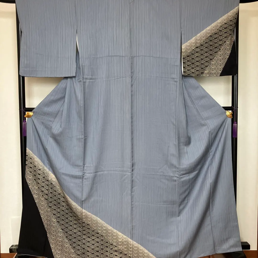 Thumbnail of Visiting Kimono, Tall Size