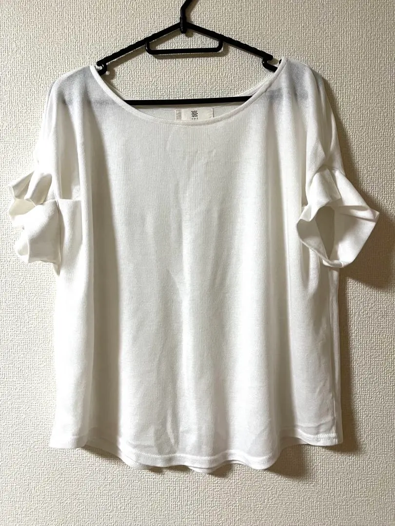 Thumbnail of r-p-s White Flare Sleeve