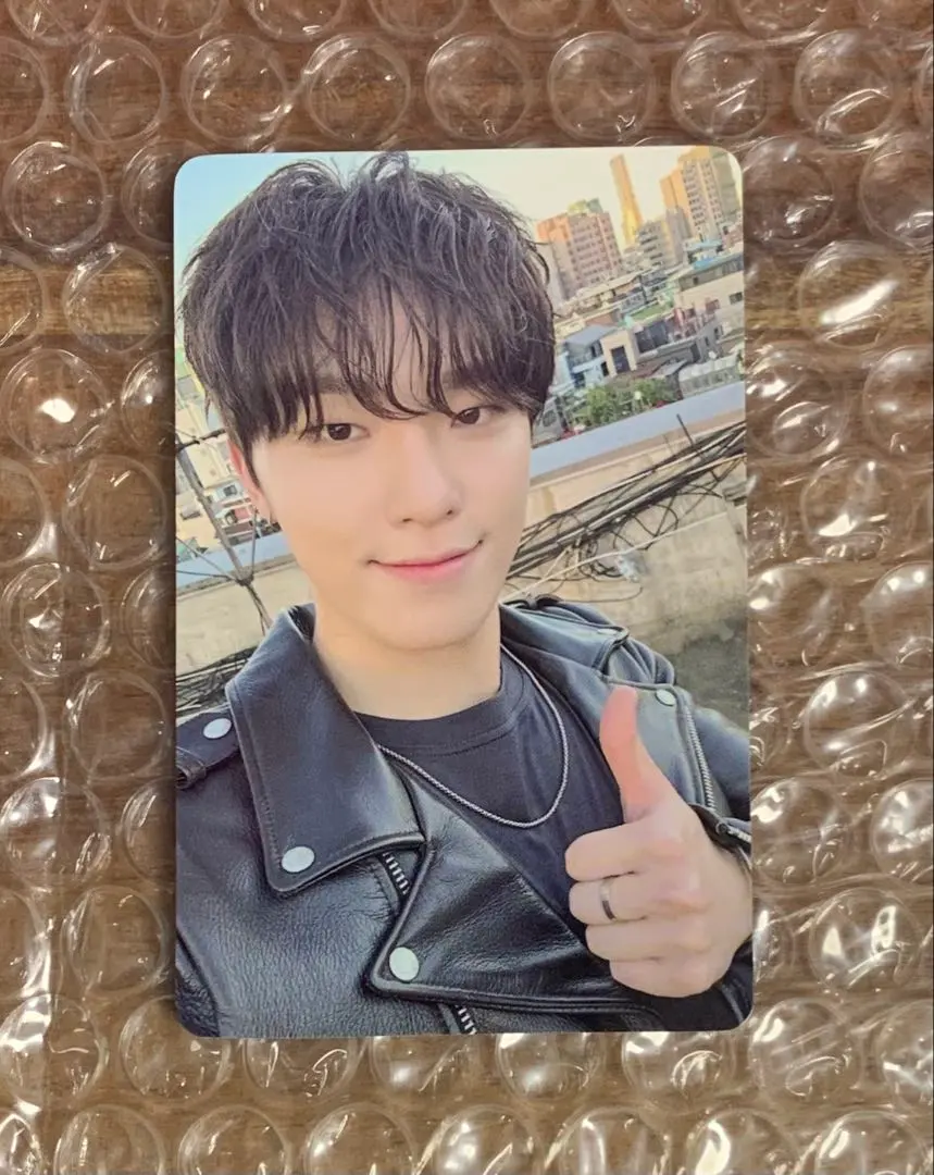 Thumbnail of SEVENTEEN spill the feels yzy 2.0 WONWOO