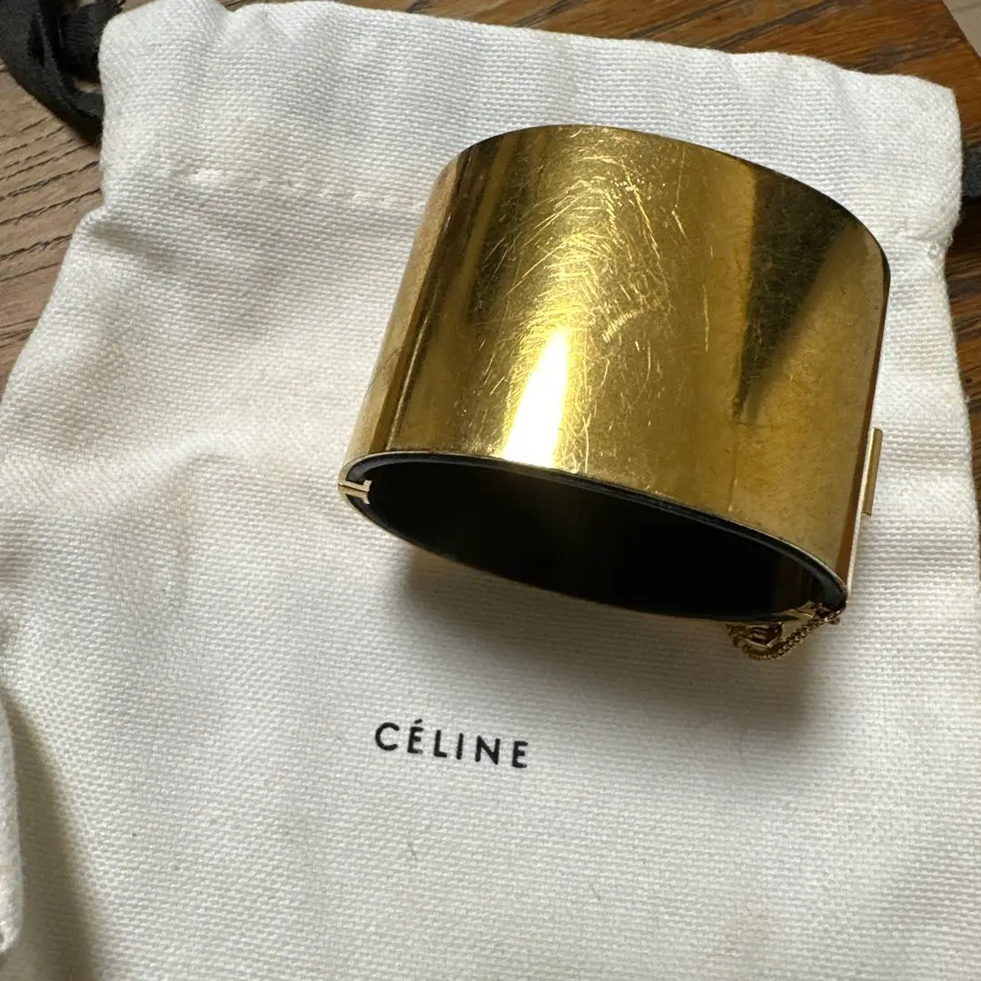 レア CELINE セリーヌ マンシェット フィービー バングル S ゴールド