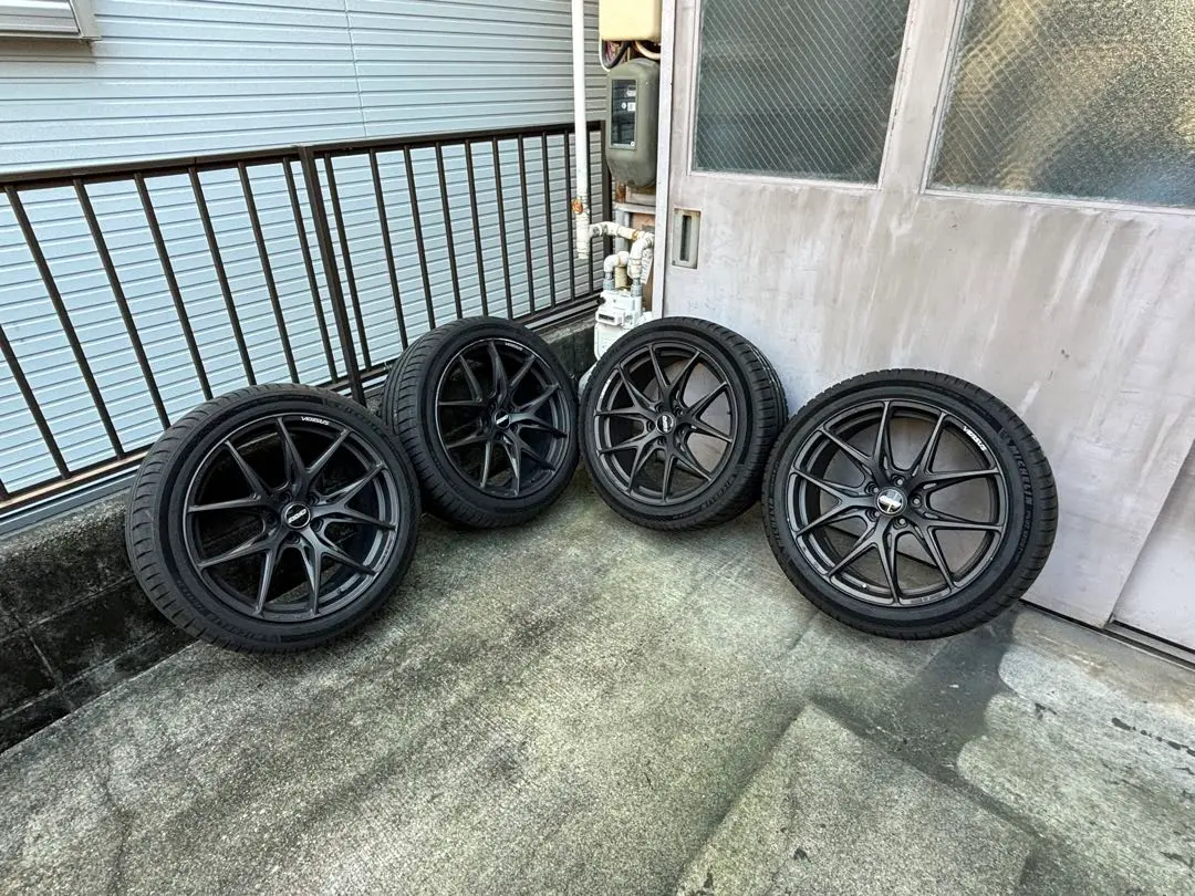 林菜央様専用クールレーシングVERZ VRC01 20インチアルミ