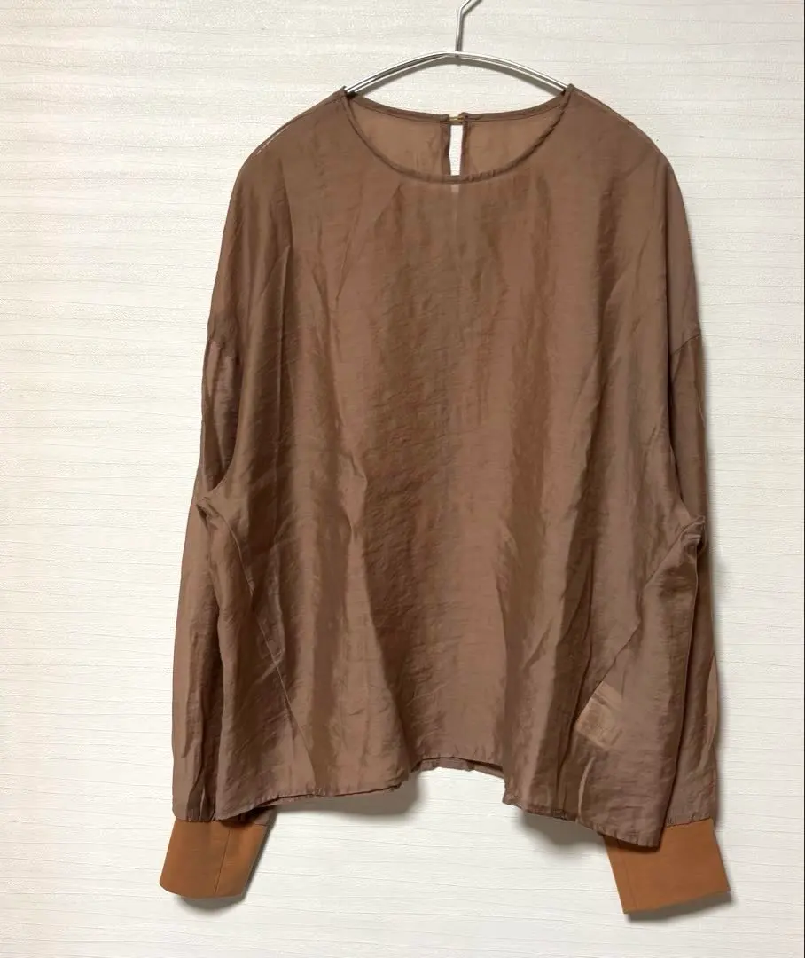 【in six cord】棕色 長袖襯衫 圓領 的縮圖