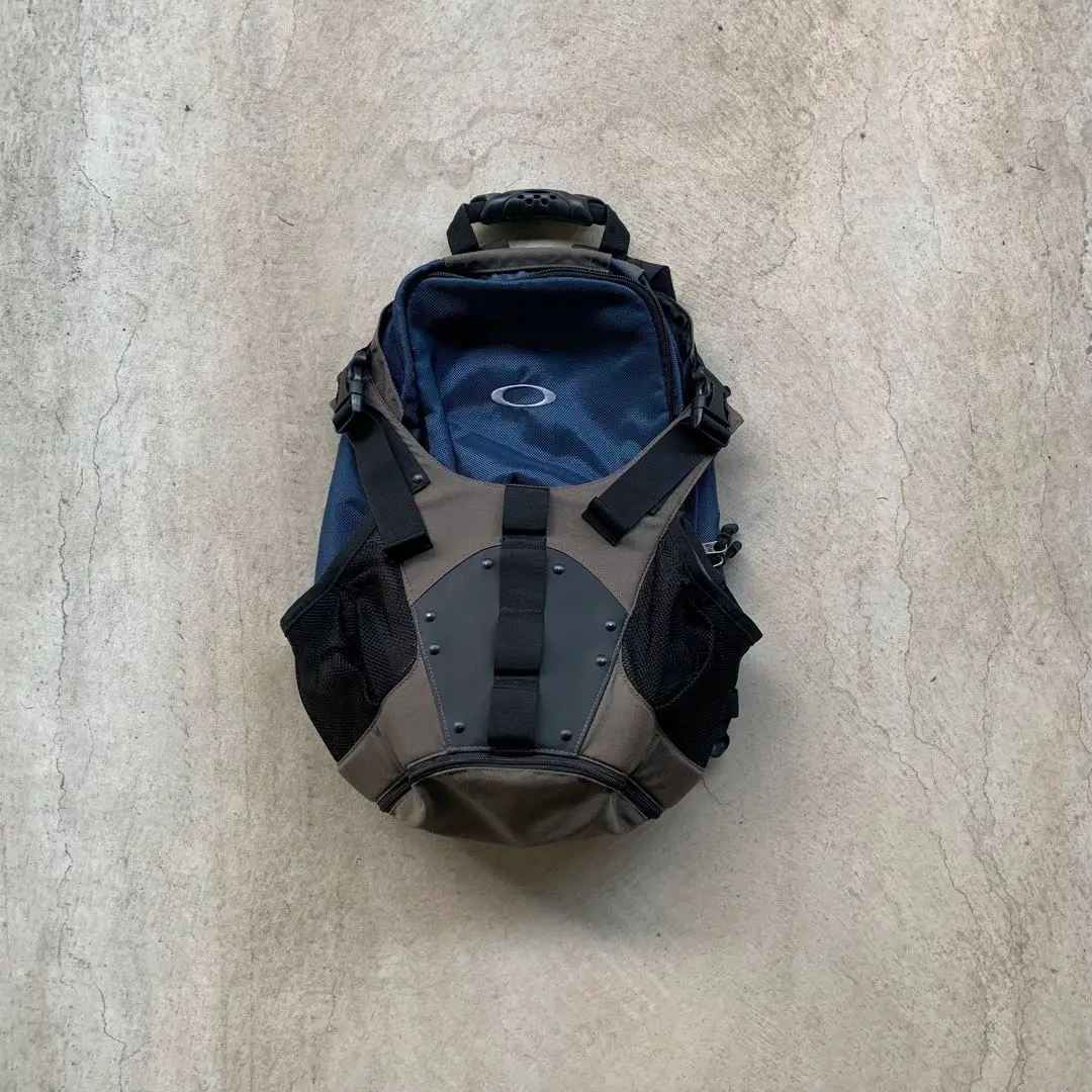 2025年最新】oakley software backpackの人気アイテム - メルカリ
