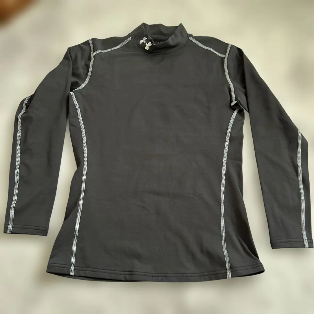 Thumbnail of Under Armour YLG Fitted ColdGear Undershirt