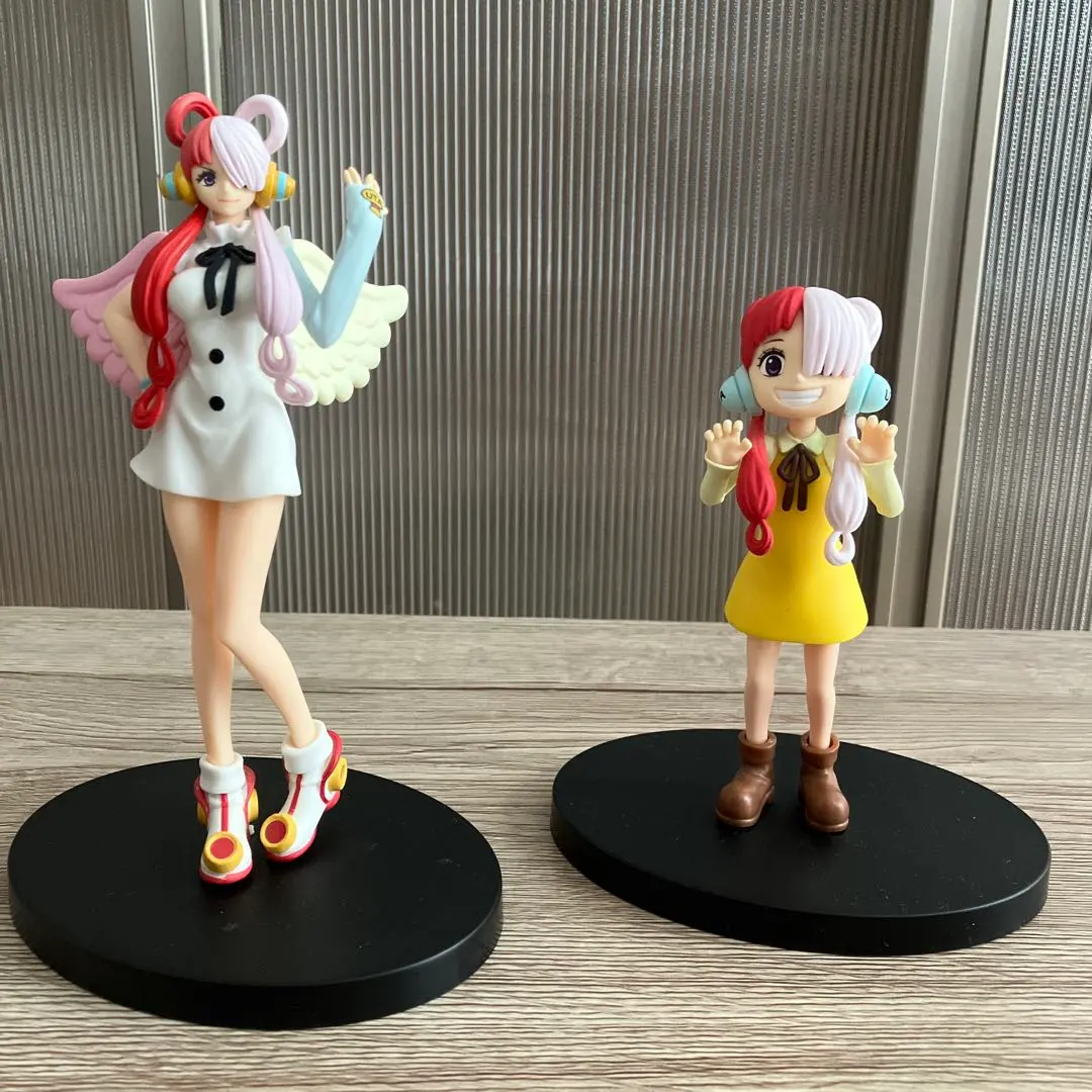 Thumbnail of One Piece Figure: Uta, 2 Types