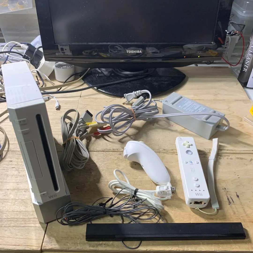 Thumbnail of Nintendo Wii console set, tested and working, Nunchuk, white, remote control