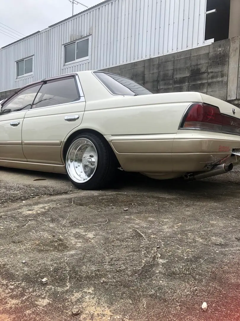 最終値下げ！C33ローレル　純正マフラー　車検戻しにいかがですか？ 最終値下げ！C33ローレル 純正マフラー 車検戻しにいかがですか