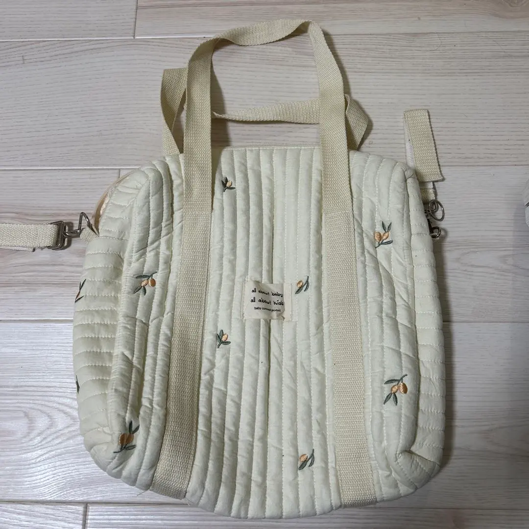 Thumbnail of Quilted mother's bag, cream color