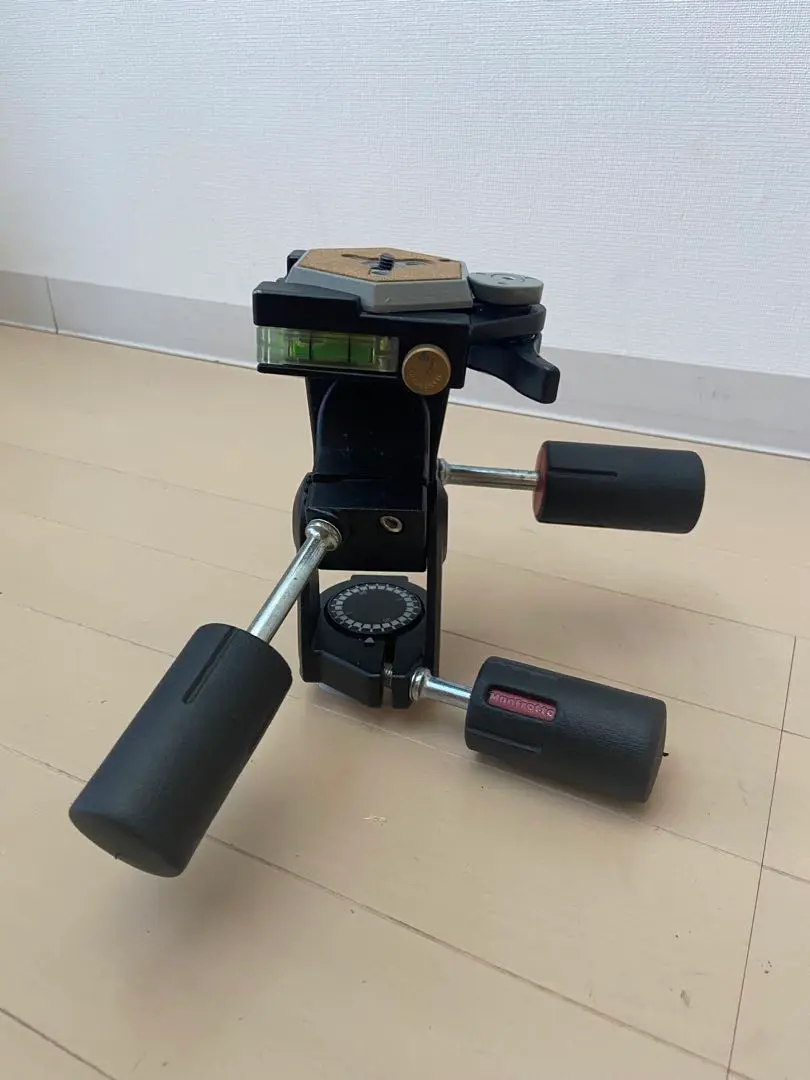 Manfrotto マンフロット/3Way雲台/029 MK2/Cランク/84【中古】 Manfrotto マンフロット/3Way雲台/029 MK2/Cランク/84【中古
