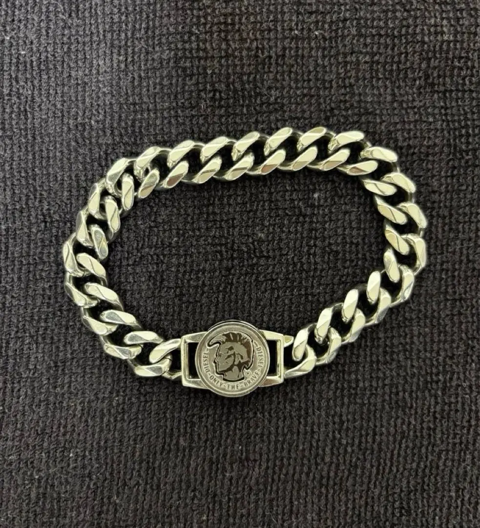 美品　ディーゼル　ブレスレット　モヒカン　シルバー　保存袋付き ディーゼル DIESEL ブレイブマン チェーン ブレスレット