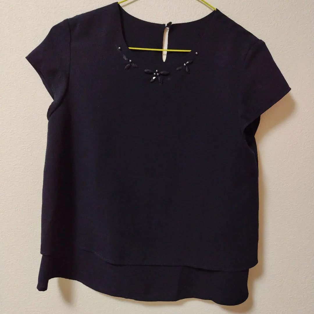 Thumbnail of Navy suit