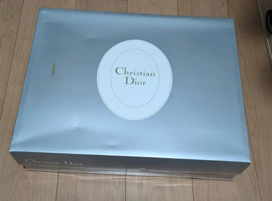 【新品未使用】羽毛布団 クリスチャンディオール フェザーケット Dior 夏布団 新品未使用】羽毛布団 クリスチャンディオール フェザーケット