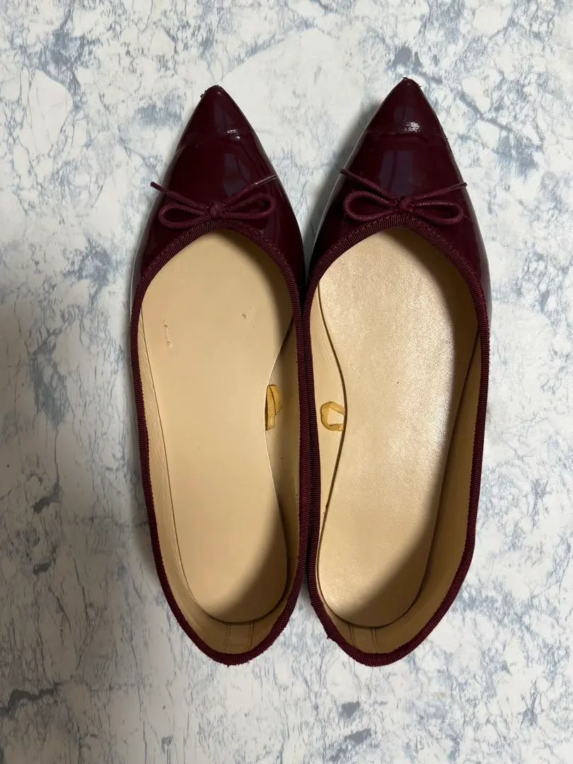 Thumbnail of GU GU pumps red M