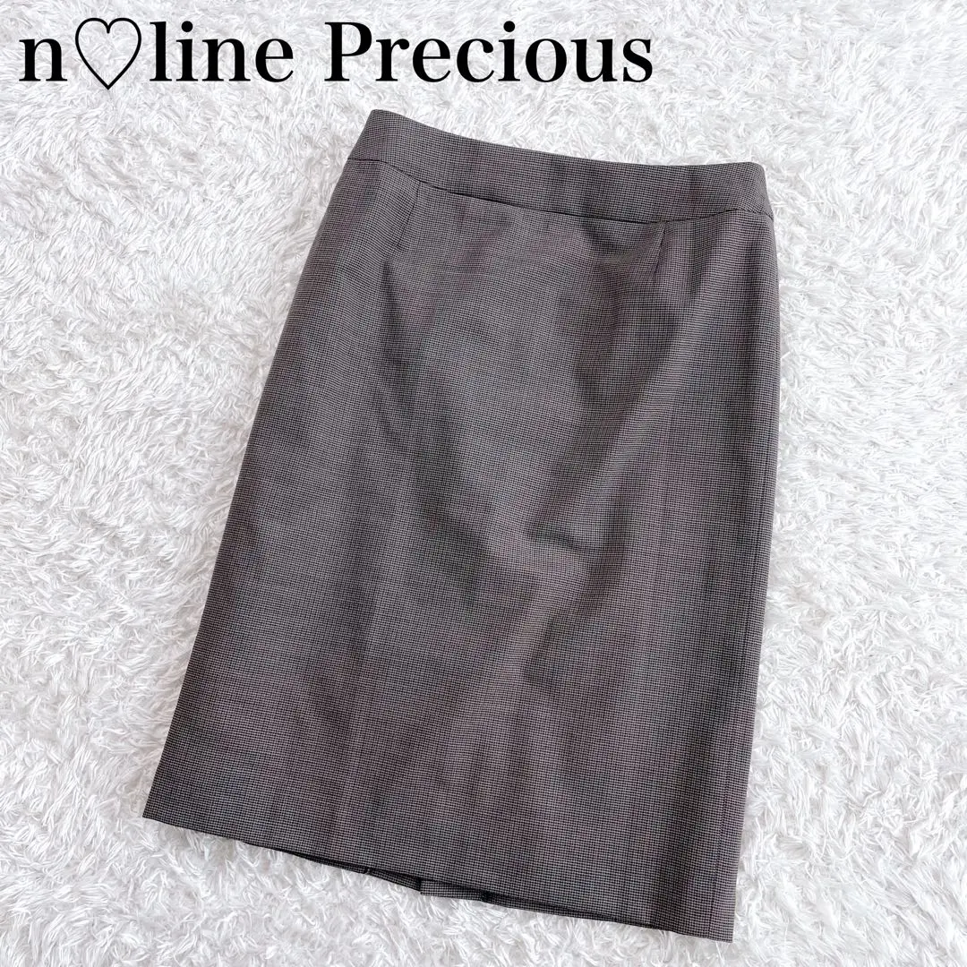 Thumbnail of Excellent condition ✨ N-Line Precious Suit Skirt Houndstooth Pattern Washable Recent Model