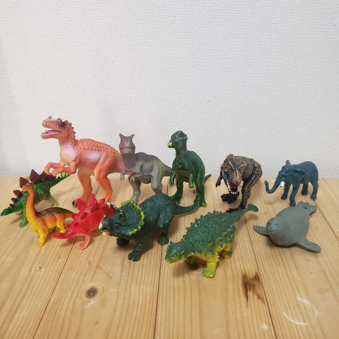 Thumbnail of Dinosaur figures, bulk sale, lot, many, large quantity