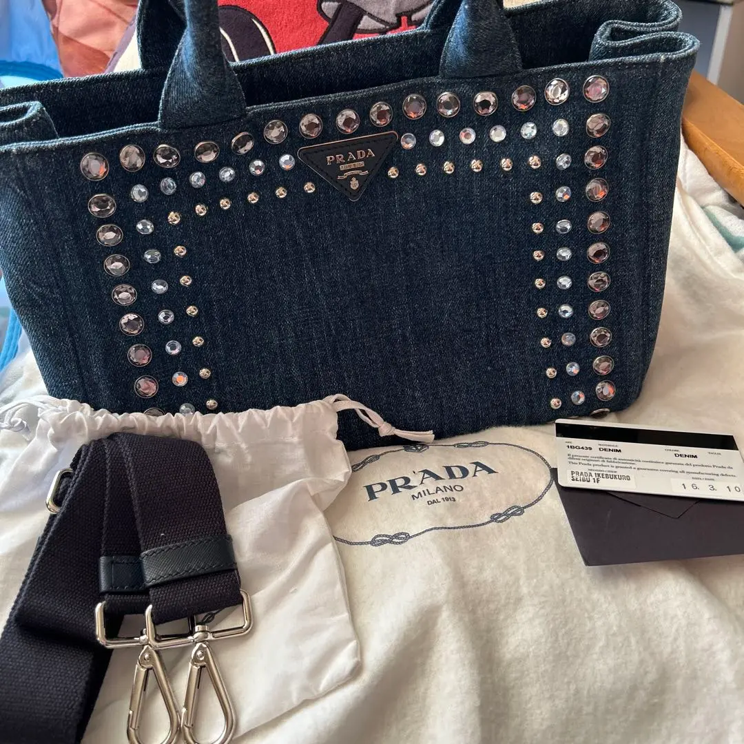2025年最新】prada カナパ s ビジューの人気アイテム - メルカリ