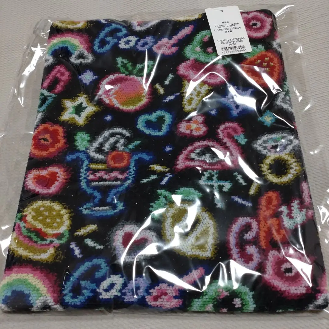 FEILER　フェイラー　ラブラリーネオン　ポーチ　大サイズ　新品　未使用 中古・古着通販】LOVERARY by FEILER (ラブラリー バイ