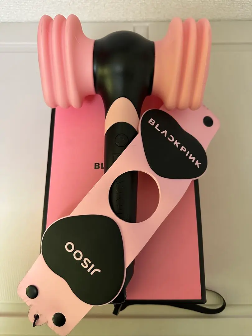 LIGHT STICK HOLDER（JISOO/JENNIE/ROSÉ/LISA）