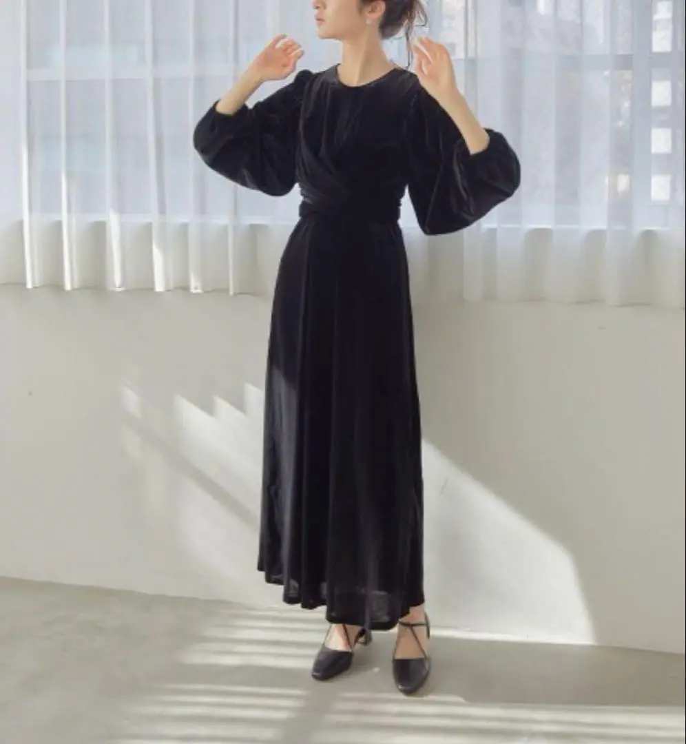 Ayla ベロアドレス　ベロアワンピース　半袖　オケージョン　結婚式 Ayla ベロアドレス ベロアワンピース 半袖 オケージョン 結婚式