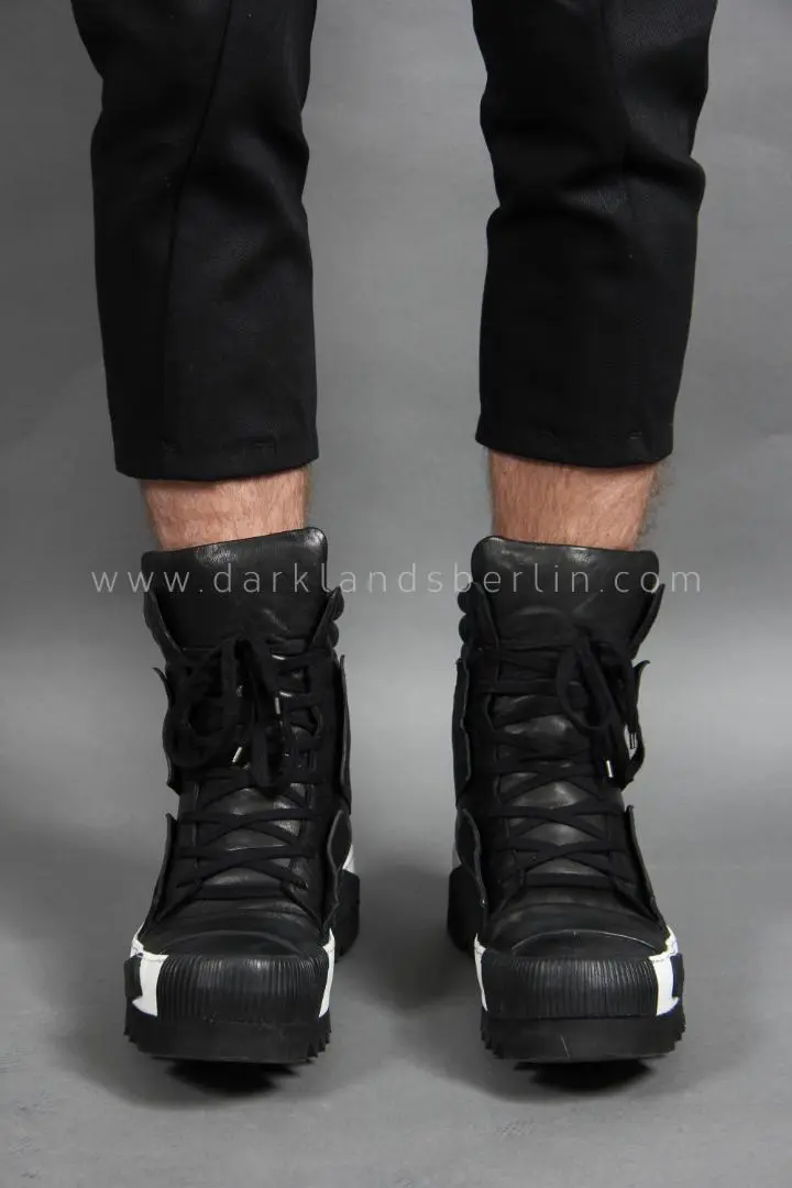 2025年最新】boris bidjan saberi ブーツの人気アイテム - メルカリ