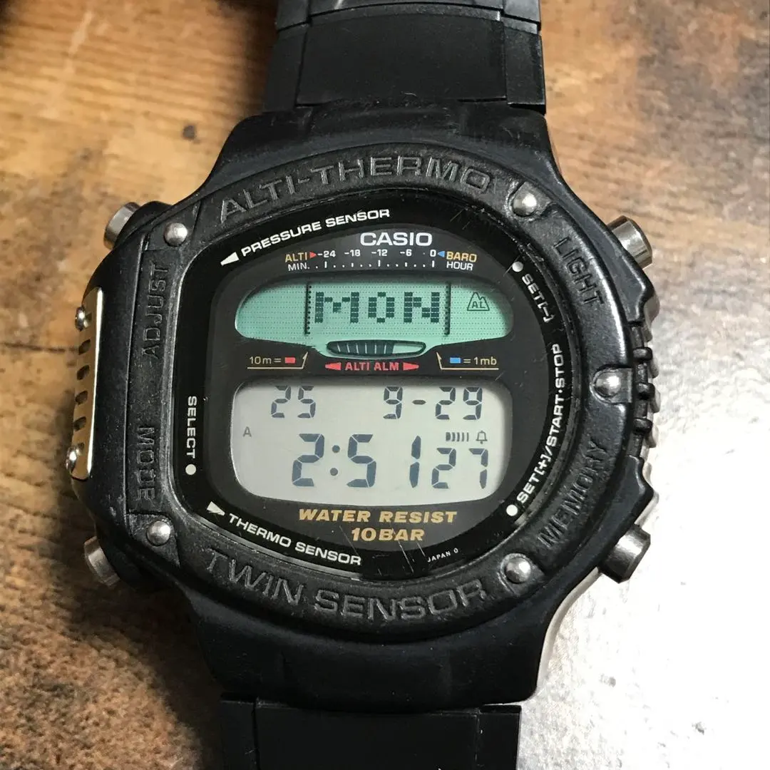 Thumbnail of CASIO ALT-6000 made in JAPAN Men's Watch